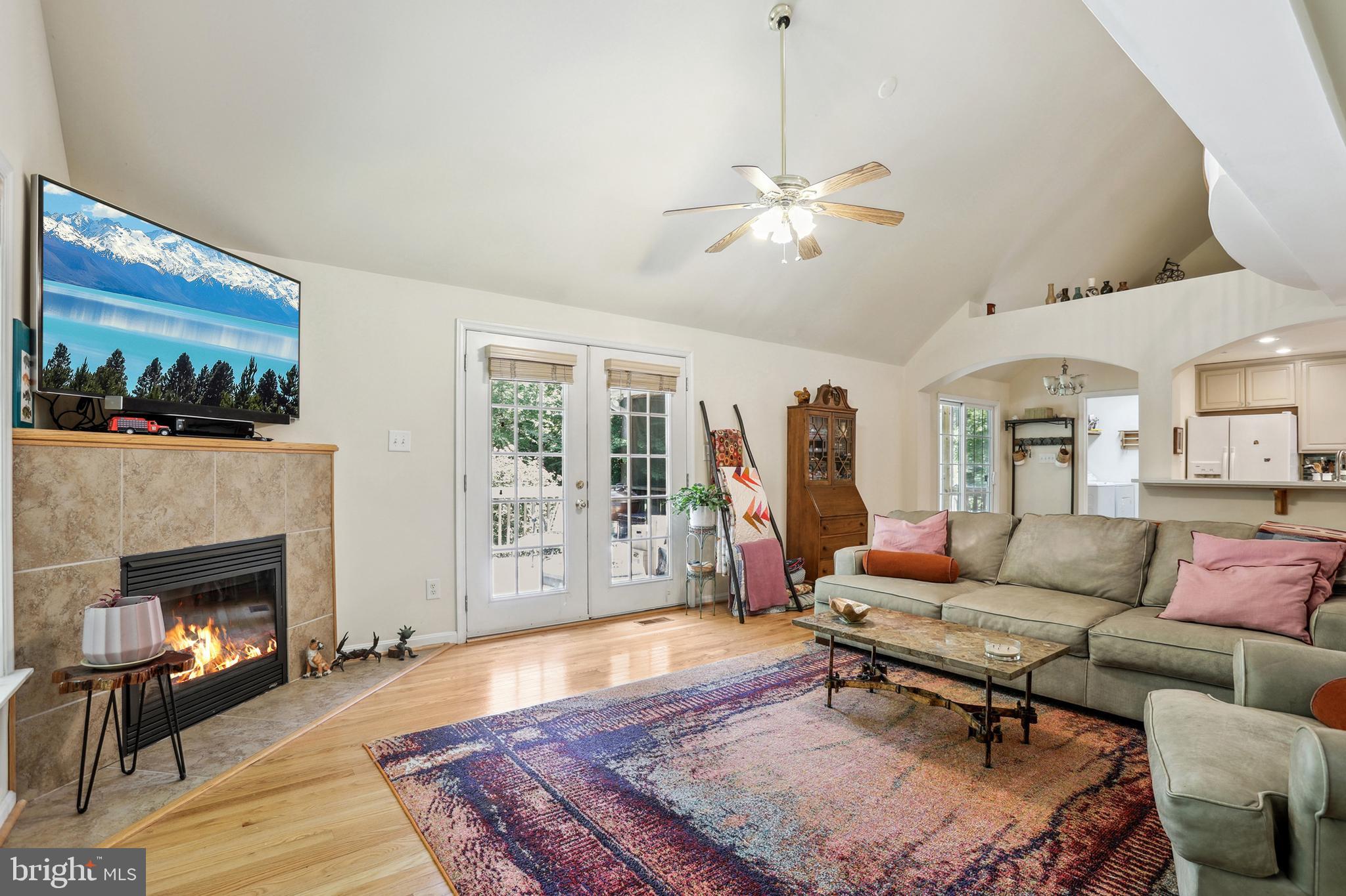 PRESIDENTIAL LAKES - Residential