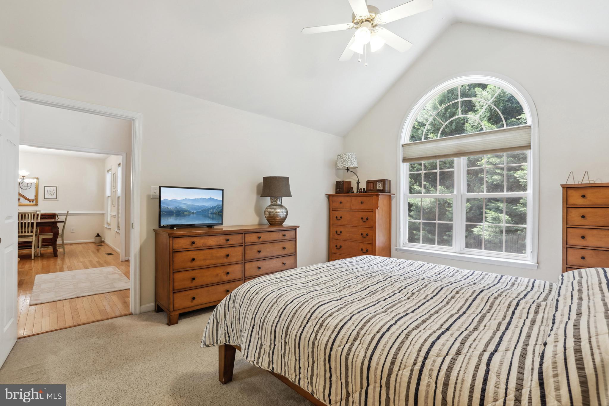 PRESIDENTIAL LAKES - Residential