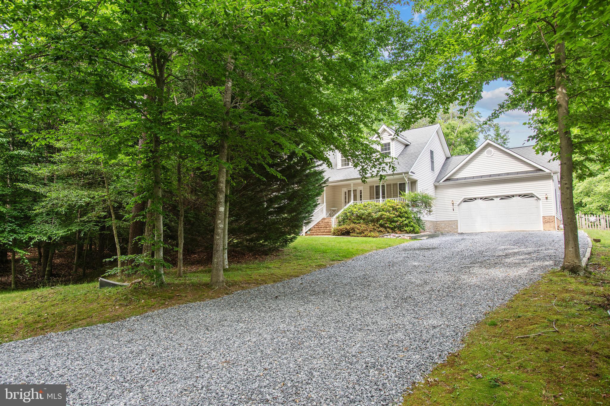 PRESIDENTIAL LAKES - Residential