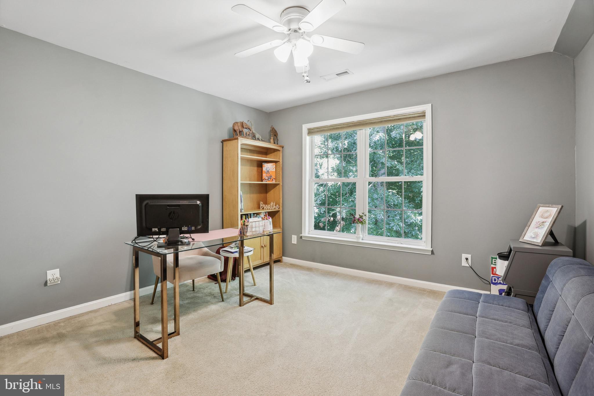 PRESIDENTIAL LAKES - Residential