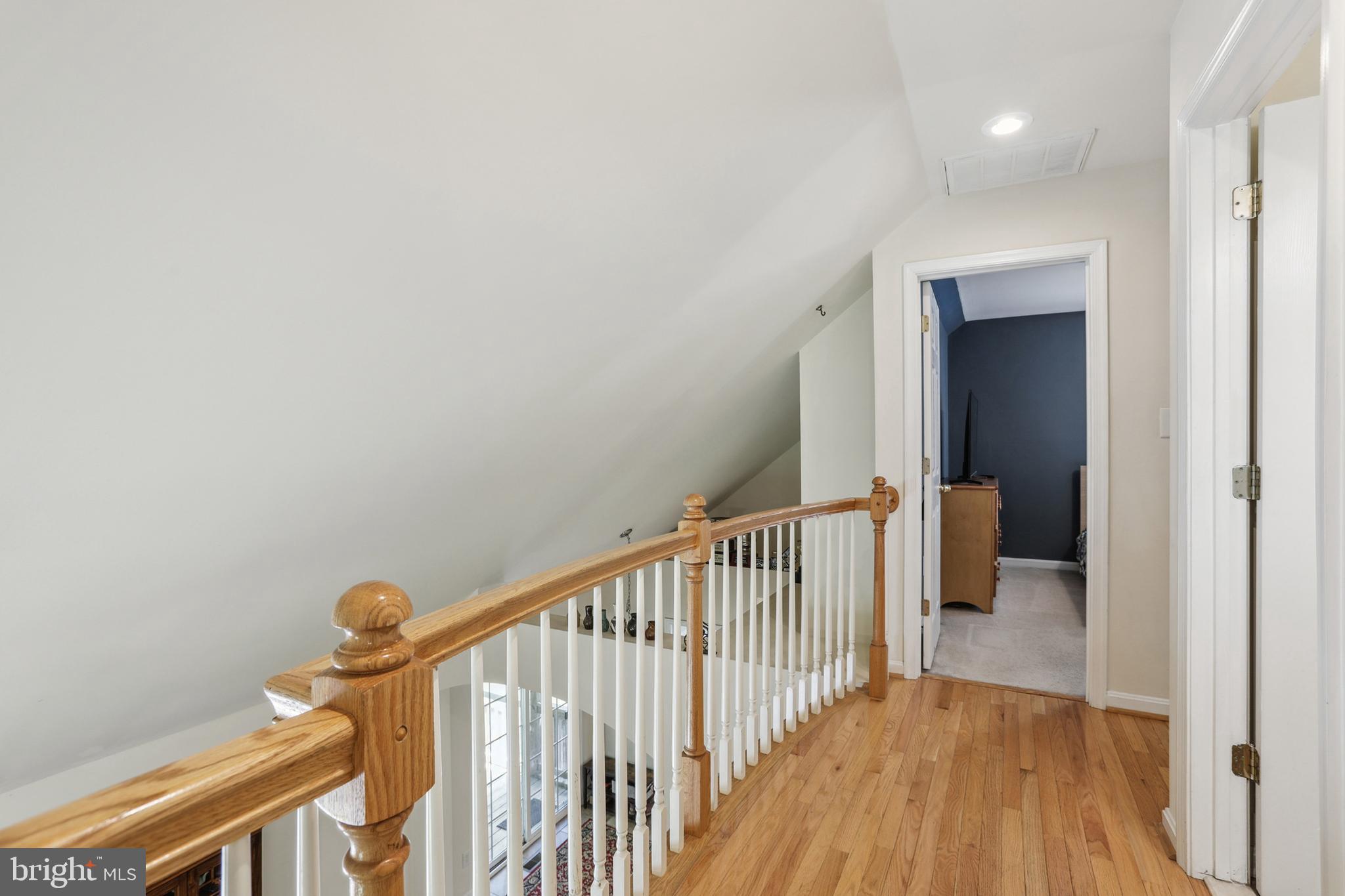 PRESIDENTIAL LAKES - Residential