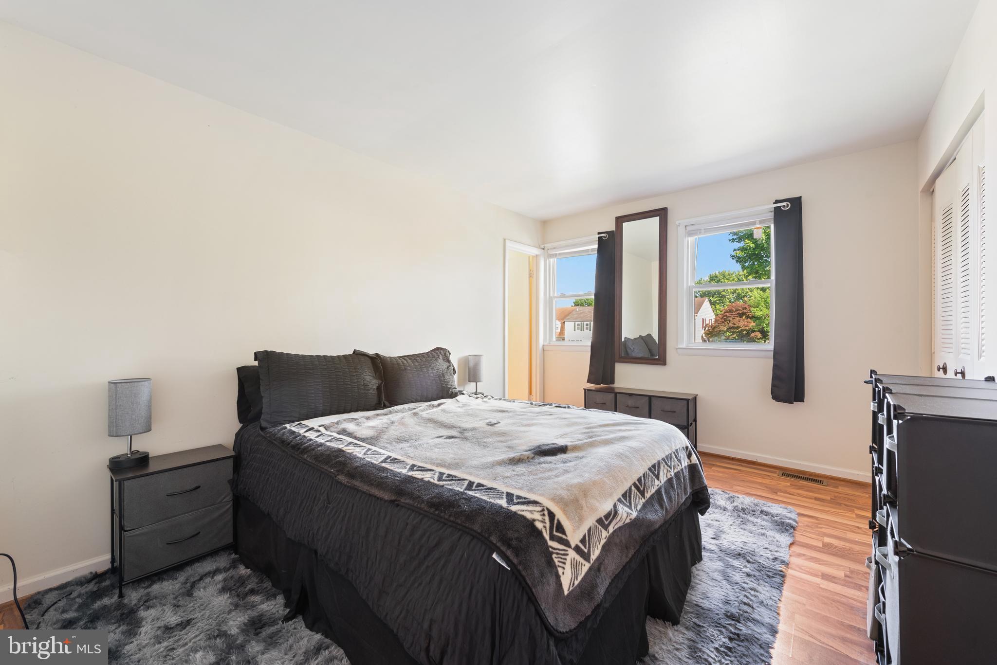 BRISTOE STATION - Residential