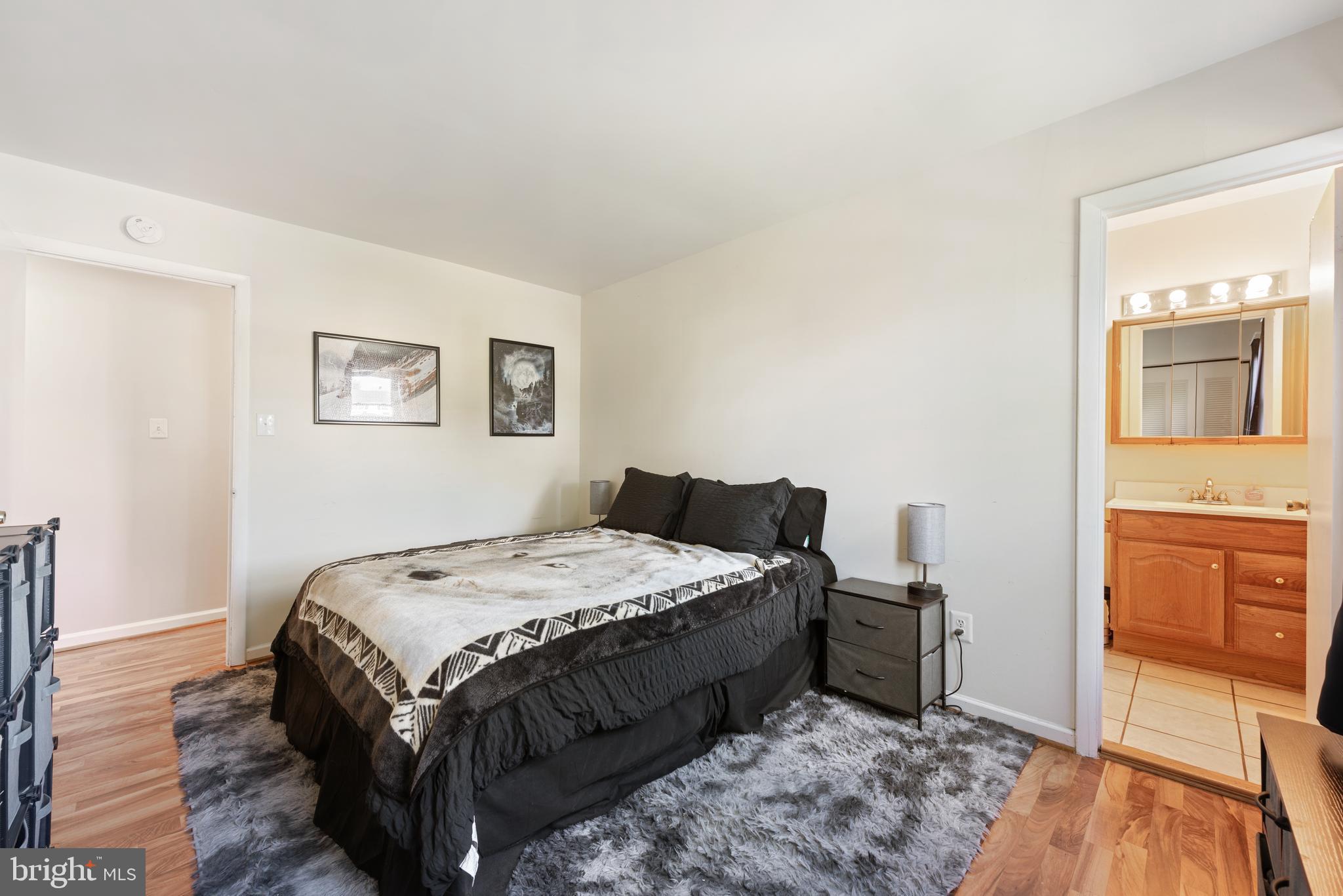 BRISTOE STATION - Residential