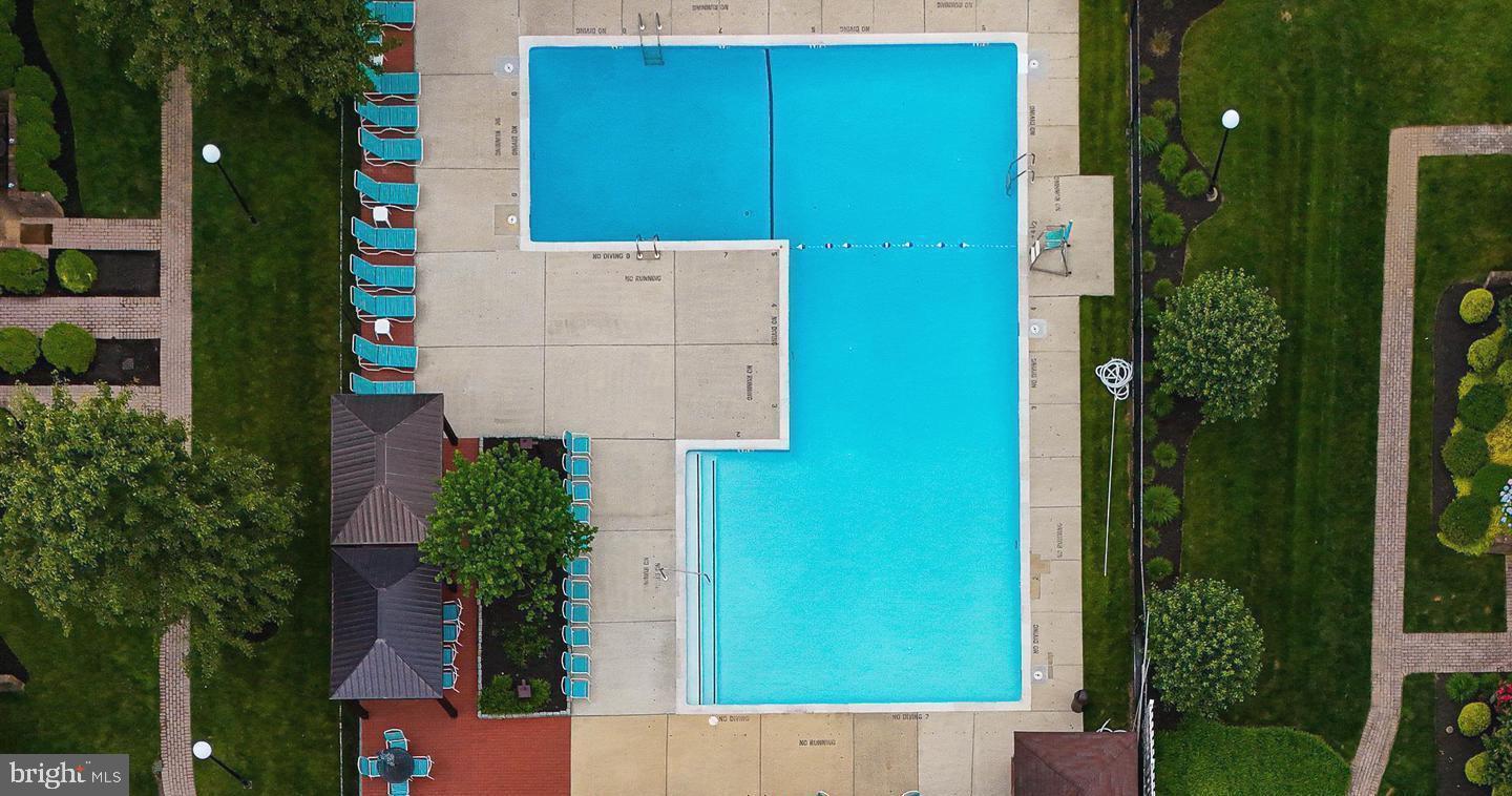 STEVENSON VILLAGE CONDO - Residential