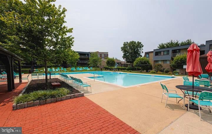 STEVENSON VILLAGE CONDO - Residential