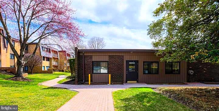 STEVENSON VILLAGE CONDO - Residential