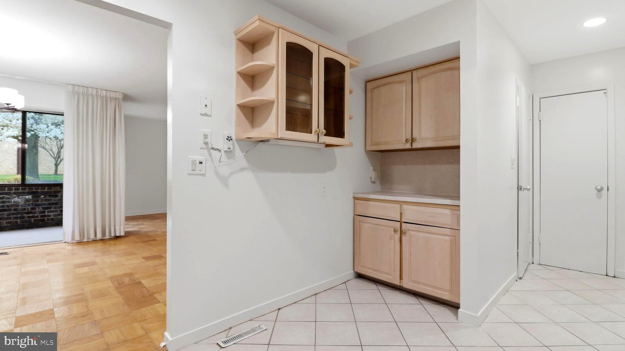 STEVENSON VILLAGE CONDO - Residential