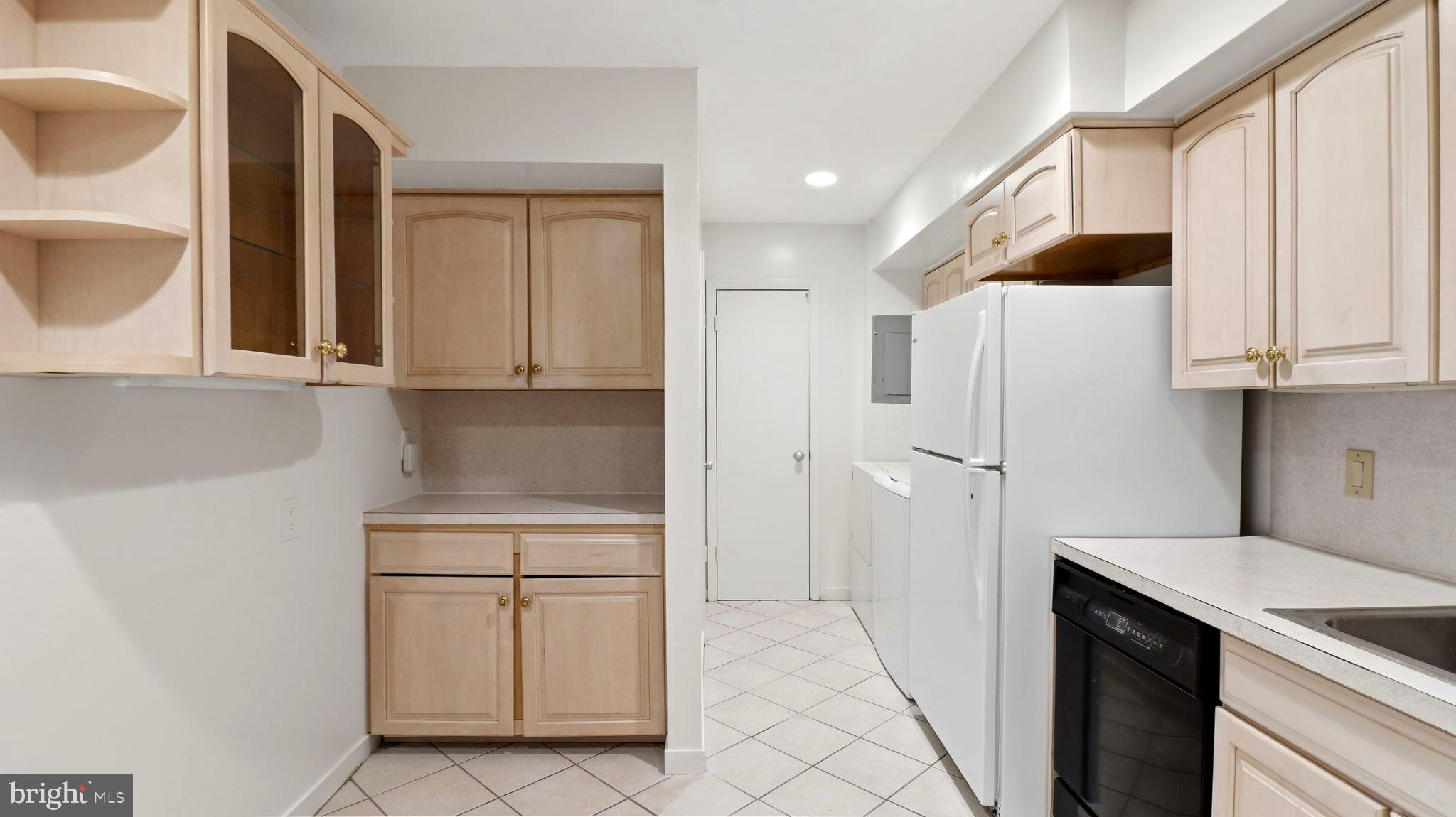 STEVENSON VILLAGE CONDO - Residential