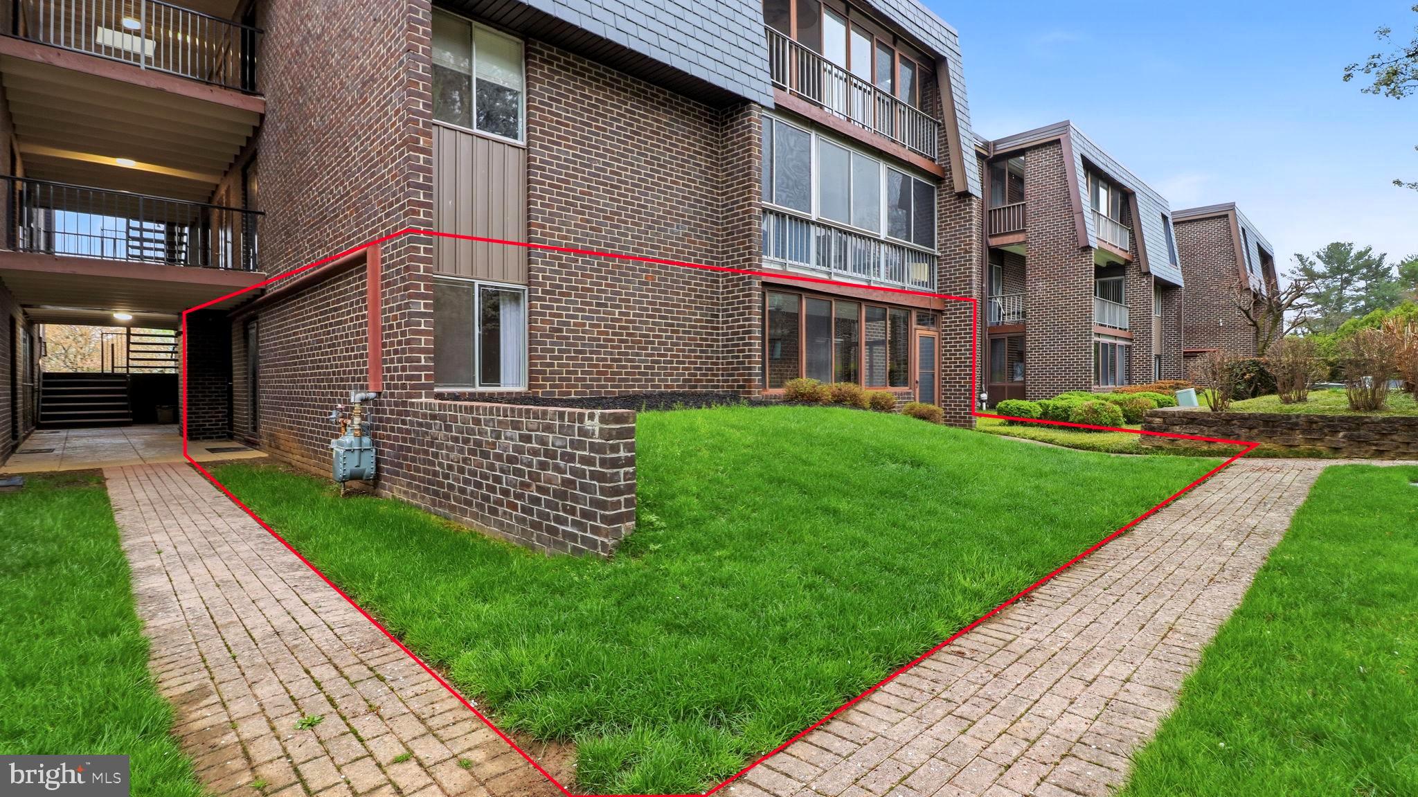 STEVENSON VILLAGE CONDO - Residential