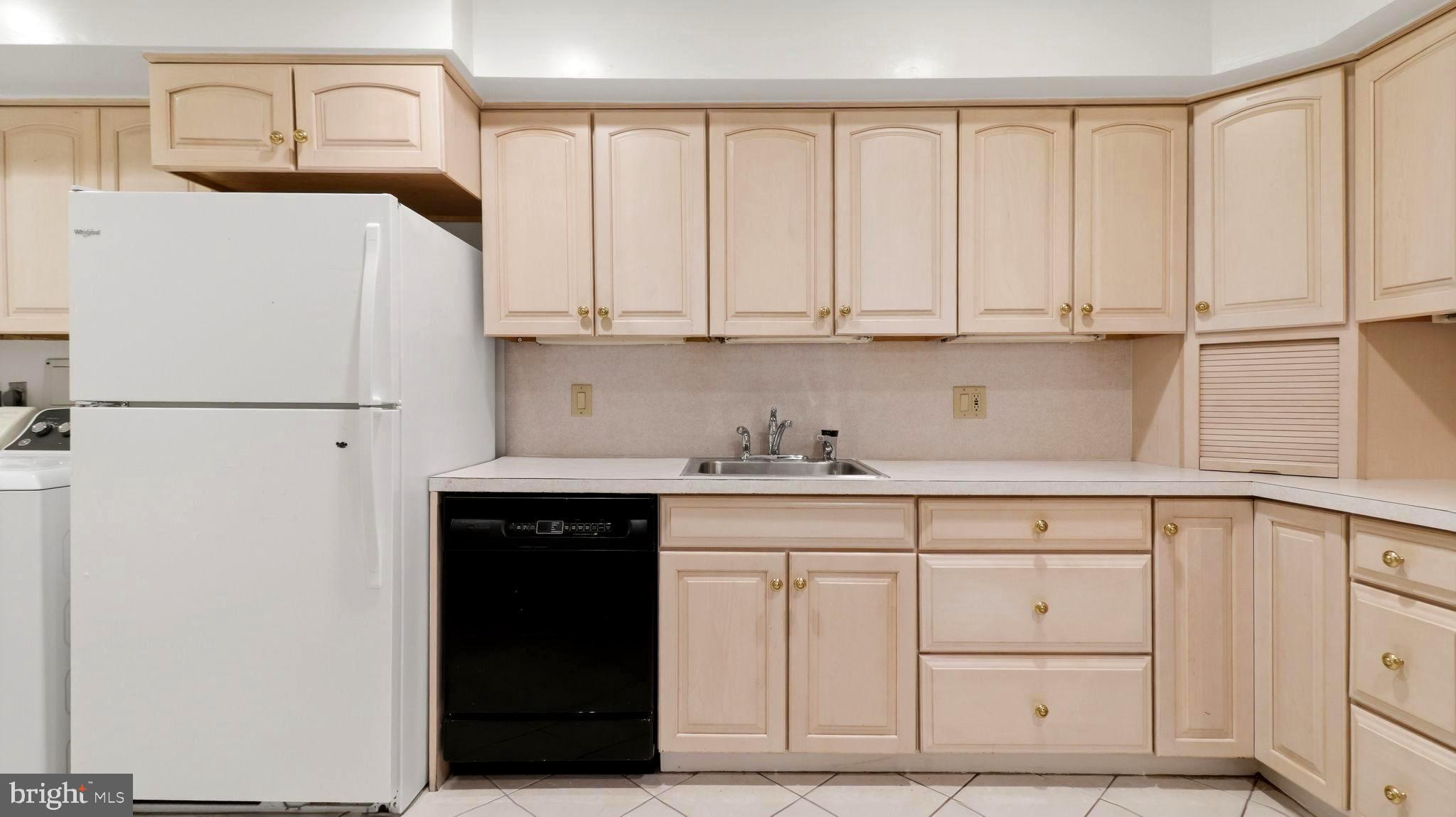 STEVENSON VILLAGE CONDO - Residential