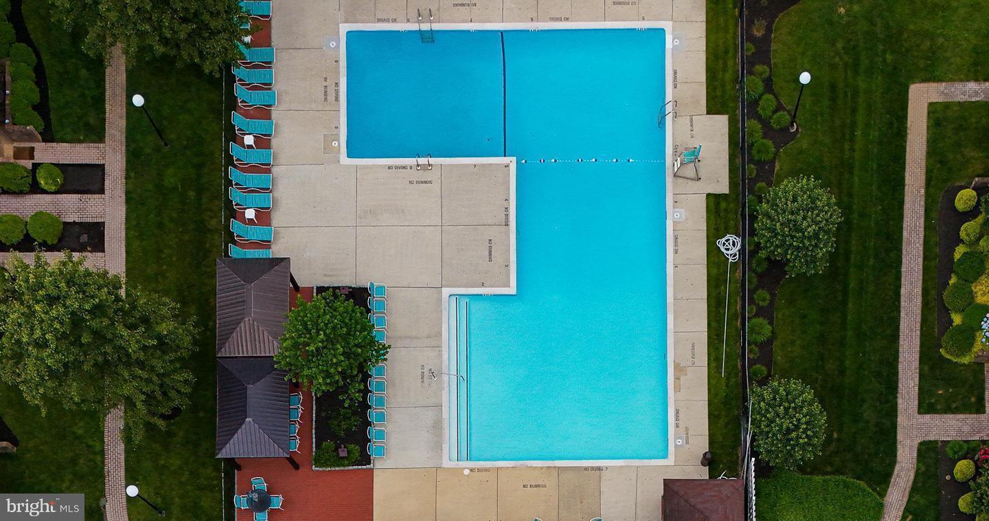 STEVENSON VILLAGE CONDO - Residential