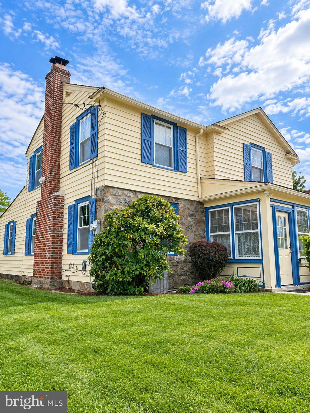 Photo of 7329 Dungan Road, PHILADELPHIA, PA 19111 (MLS # PAPH2675030)