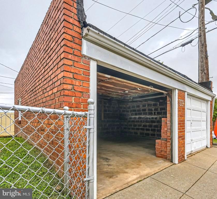 BELAIR-EDISON - Residential