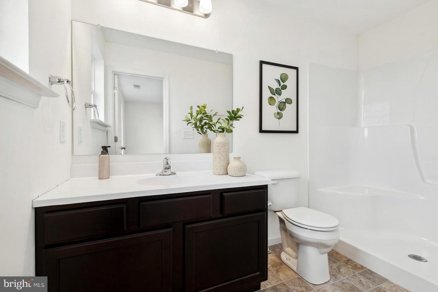 KINGS COURT AT BROWNSTONE - Residential