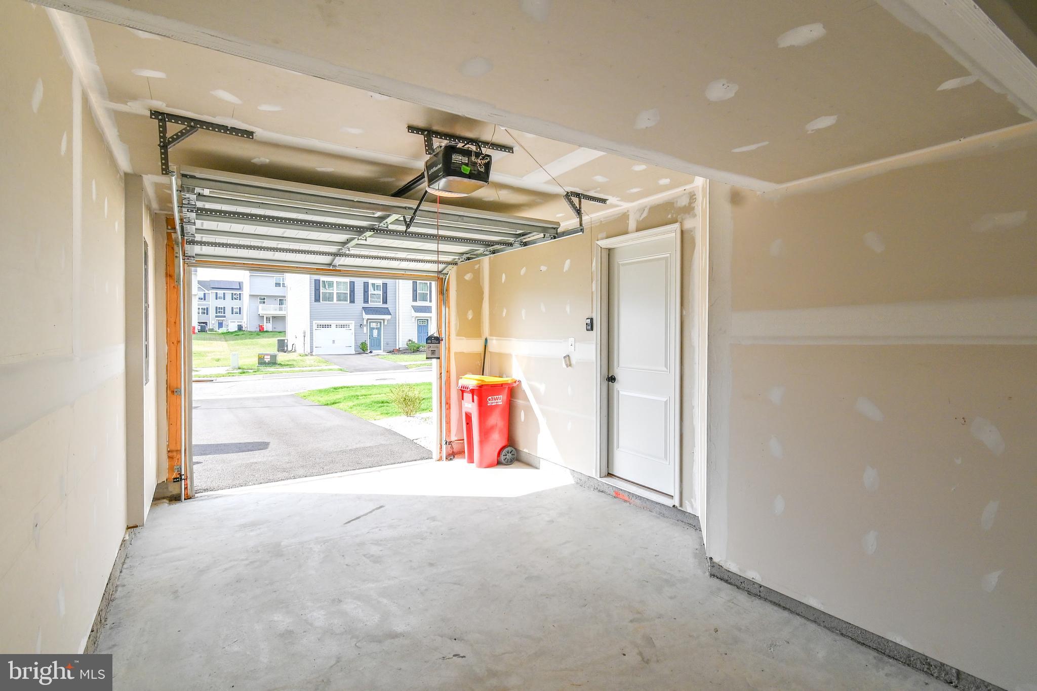 SOUTH BROOK - Residential Lease