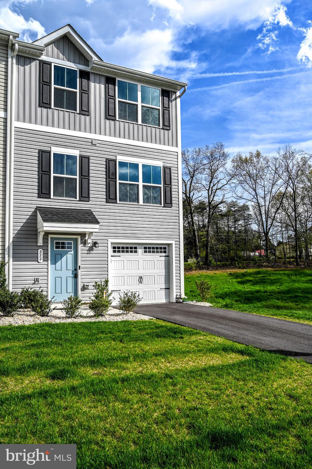 SOUTH BROOK - Residential Lease