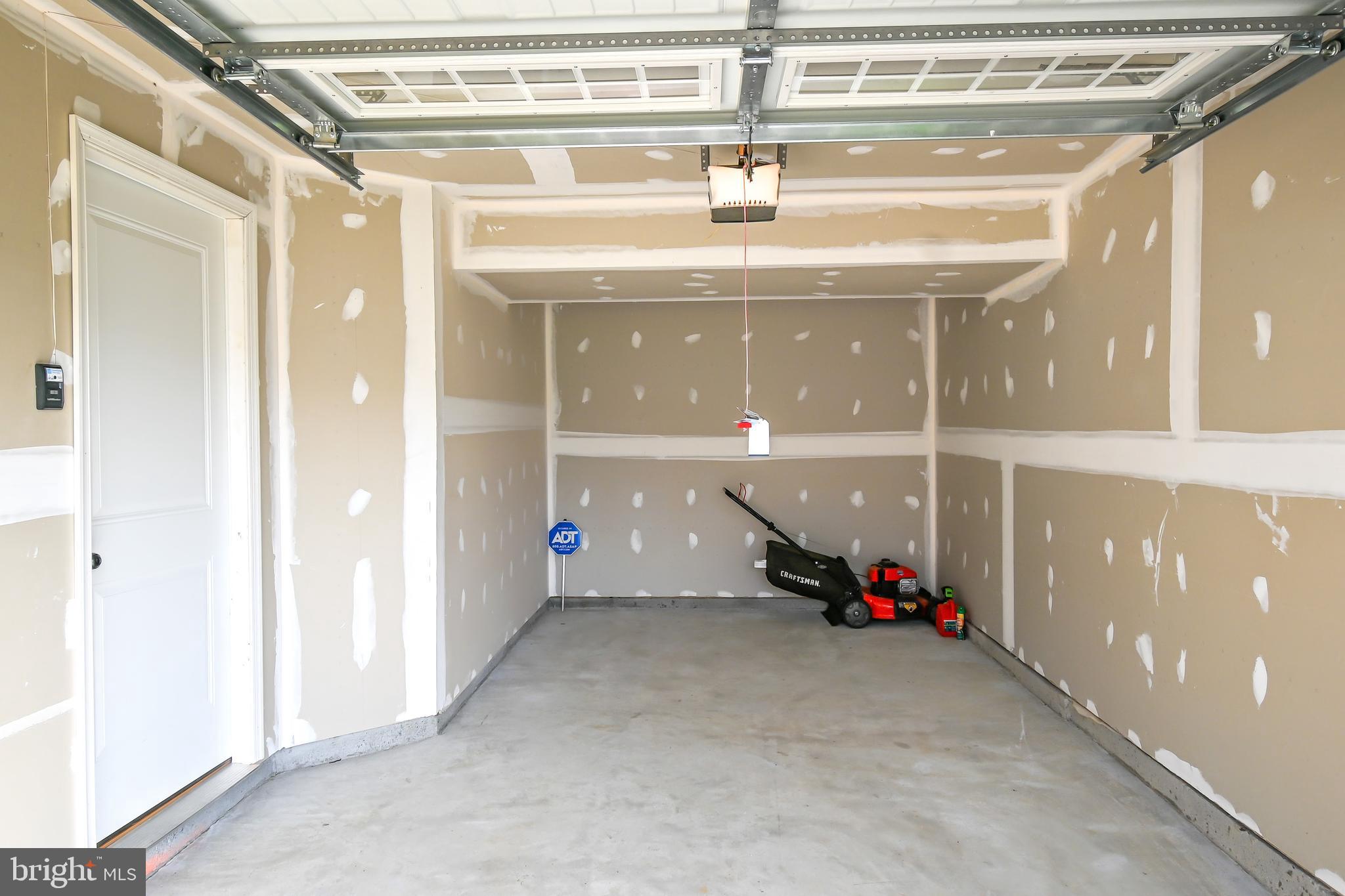 SOUTH BROOK - Residential Lease