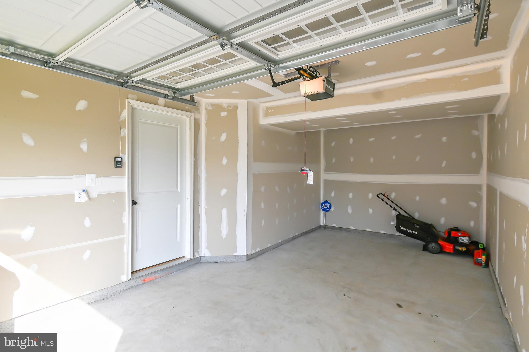 SOUTH BROOK - Residential Lease