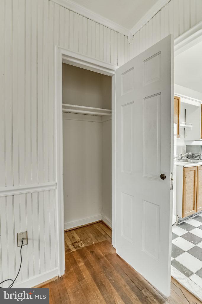 AUBURN VILLAGE - Residential Lease