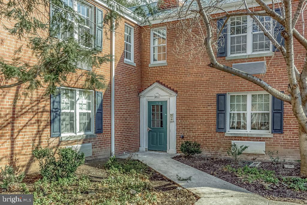 AUBURN VILLAGE - Residential Lease