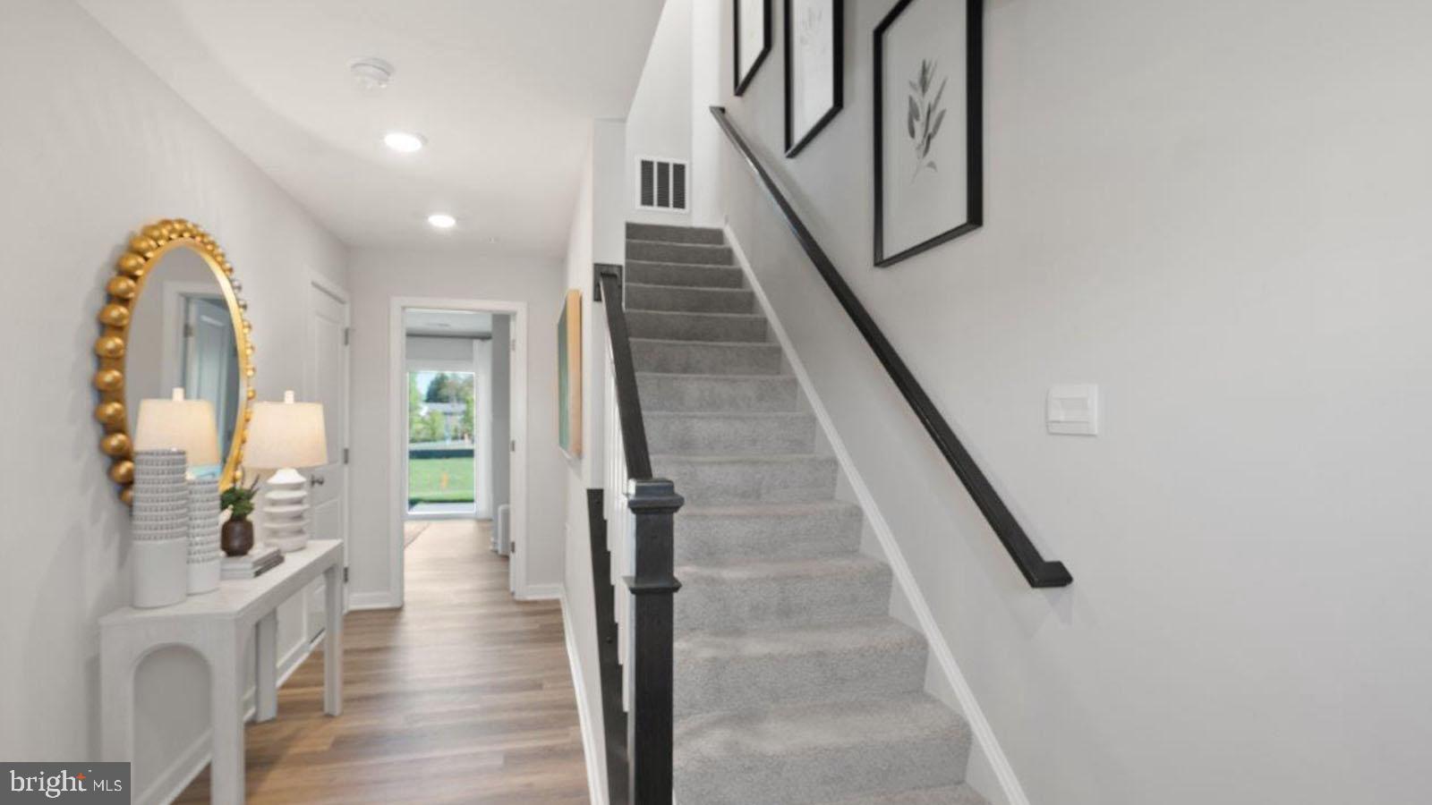 SPRING HILLS - Residential