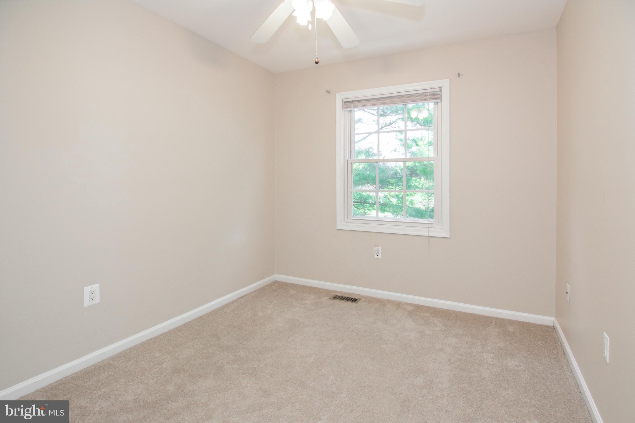 CROFTON MEWS - Residential Lease