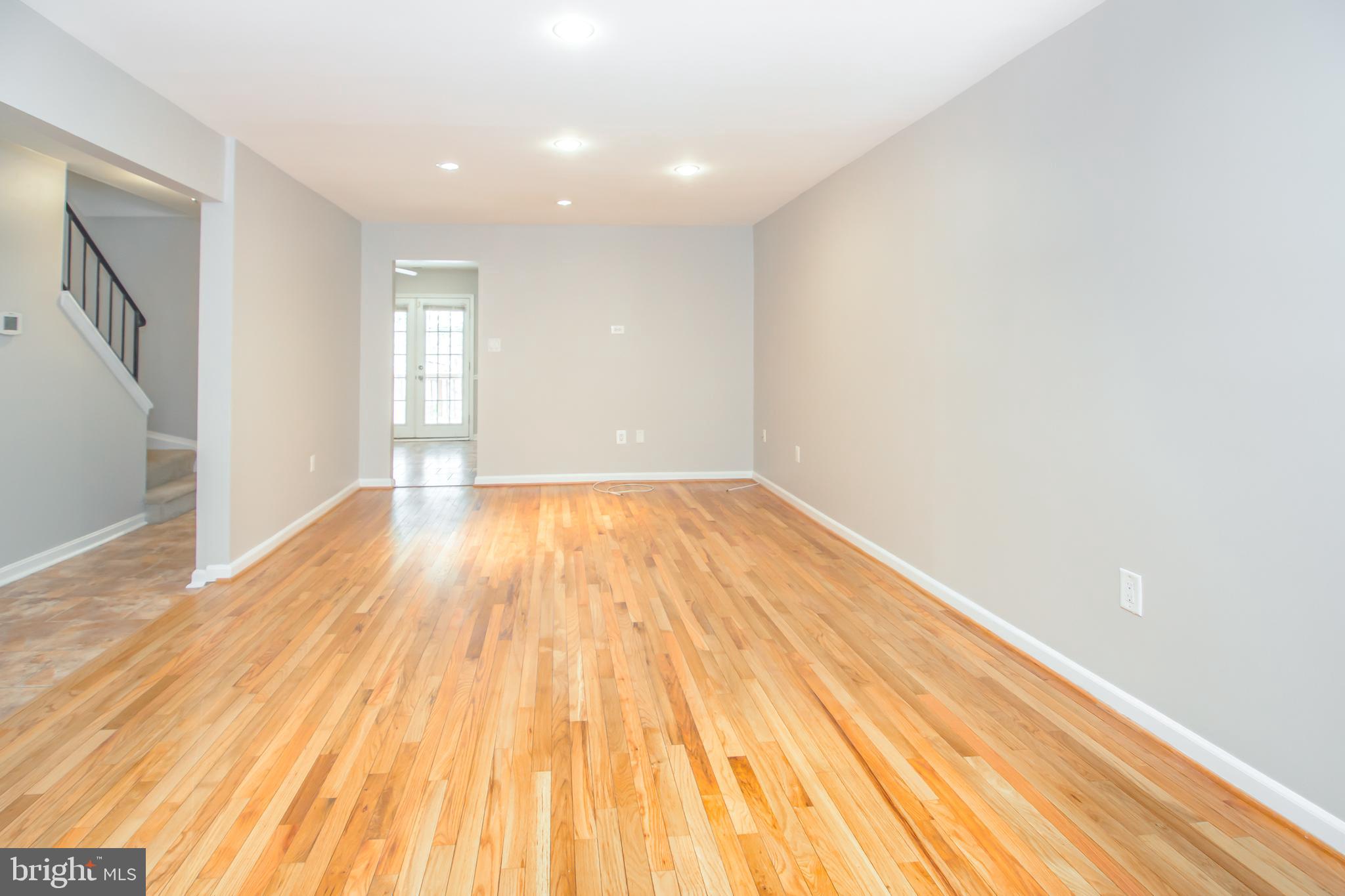 CROFTON MEWS - Residential Lease