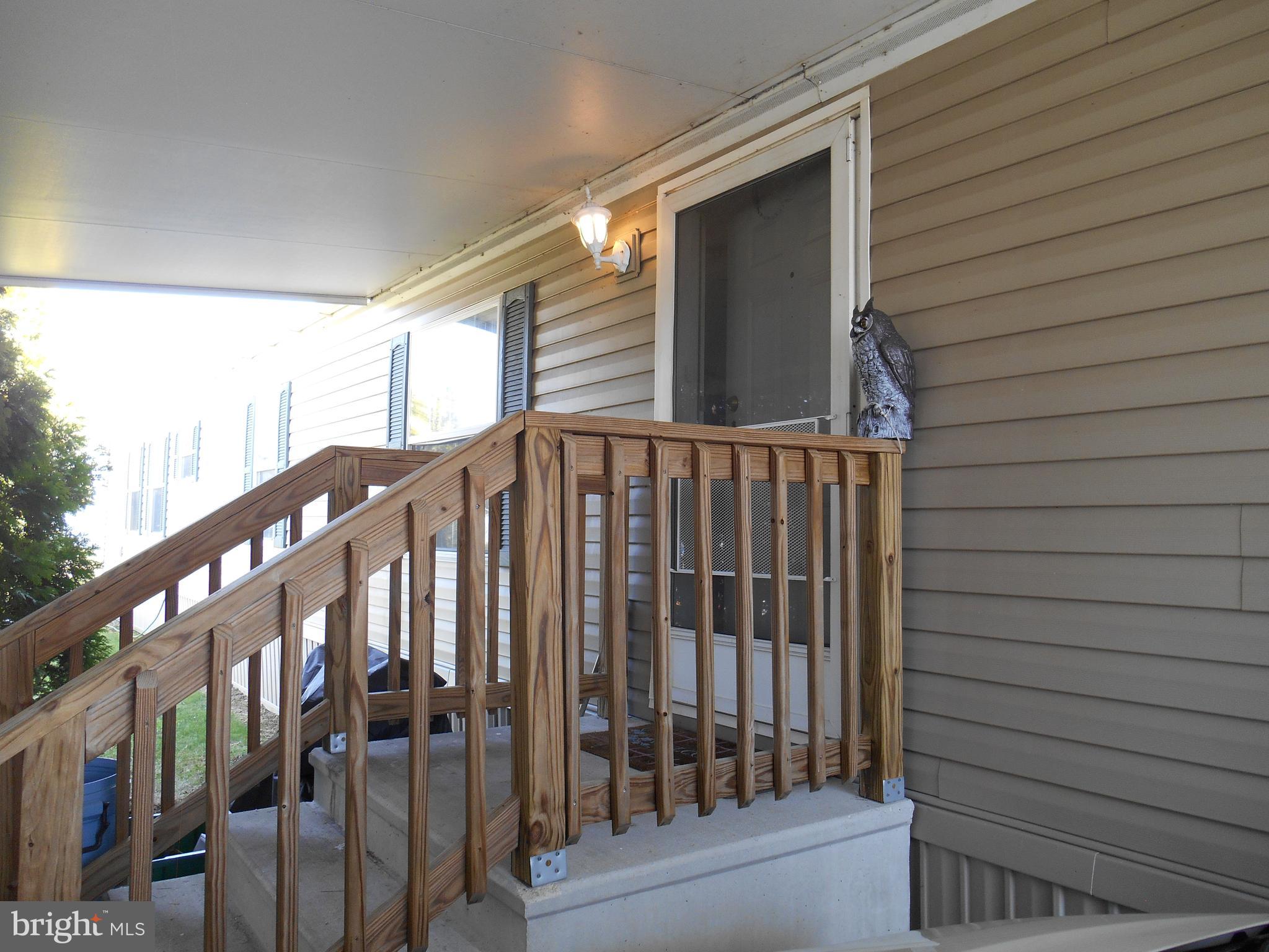 COUNTRY ACRES GOLD - Residential