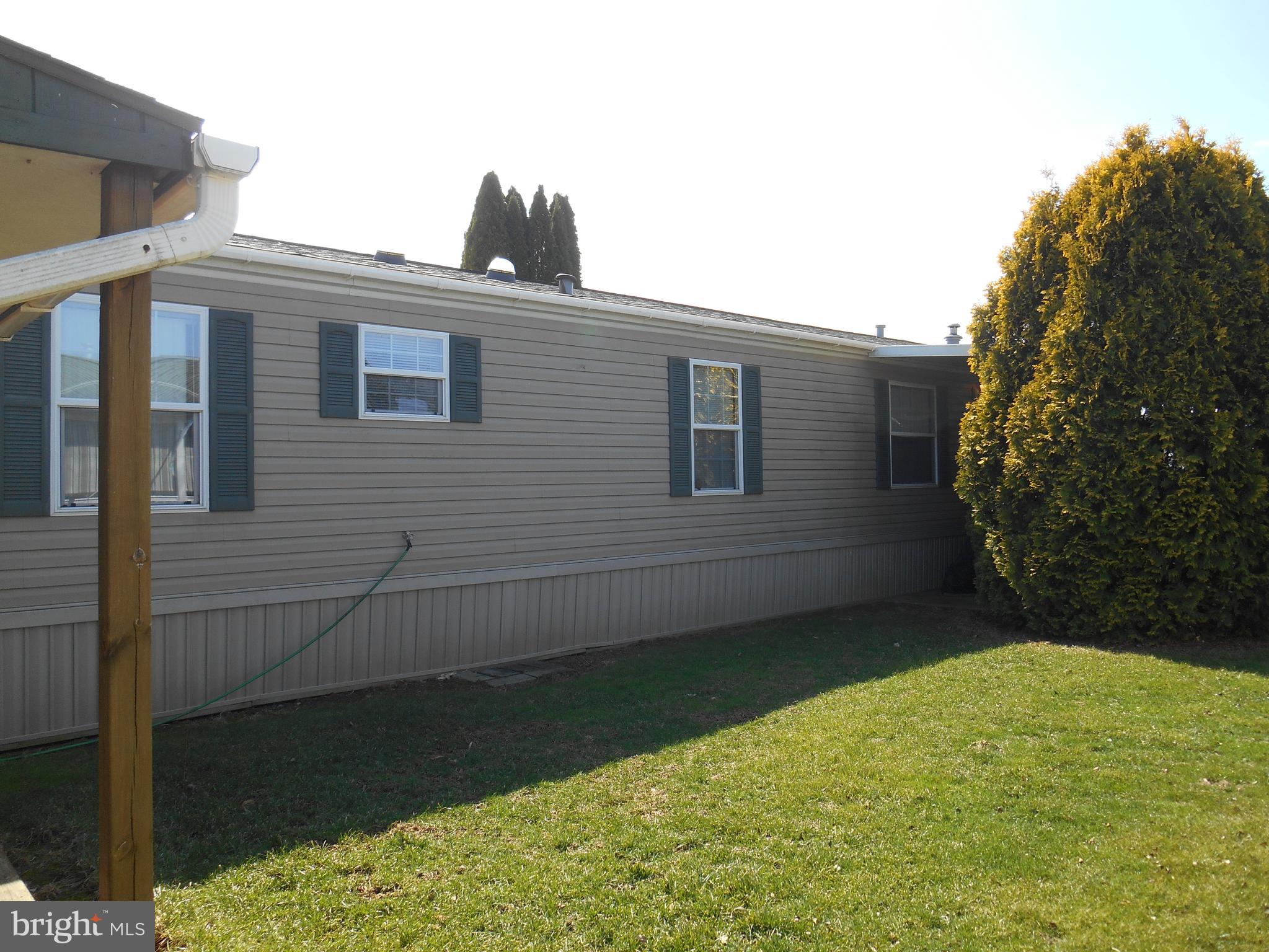 COUNTRY ACRES GOLD - Residential