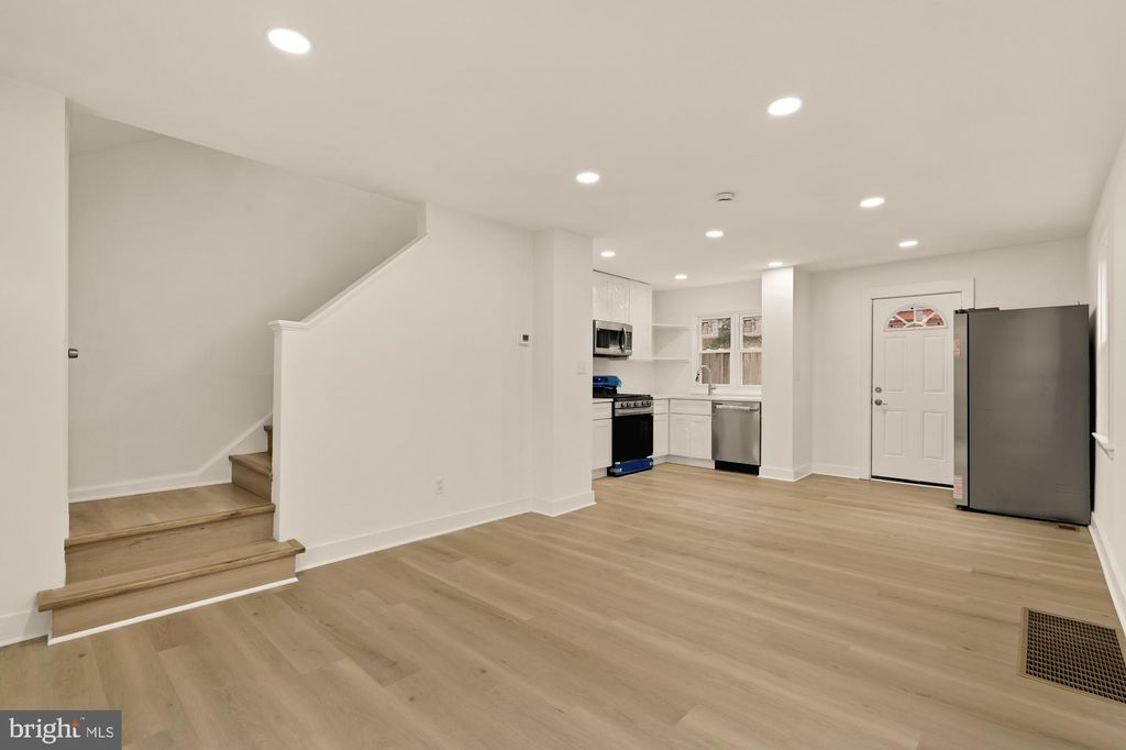 Photo of 4620 B Street SE, WASHINGTON, DC 20019 (MLS # DCDC2221442)