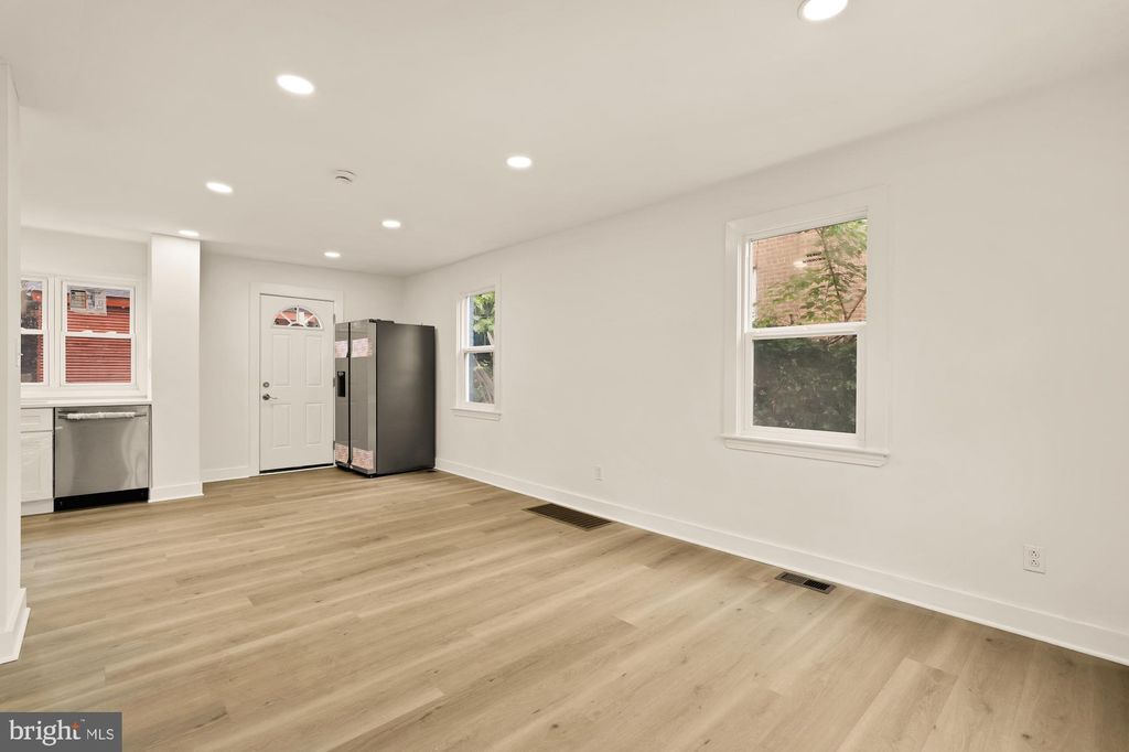 Photo of 4620 B Street SE, WASHINGTON, DC 20019 (MLS # DCDC2221442)