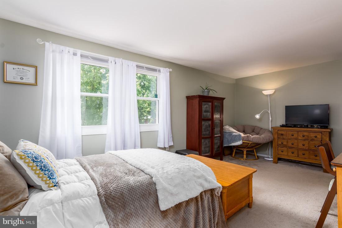 SOMERSET AT BELAIR - Residential