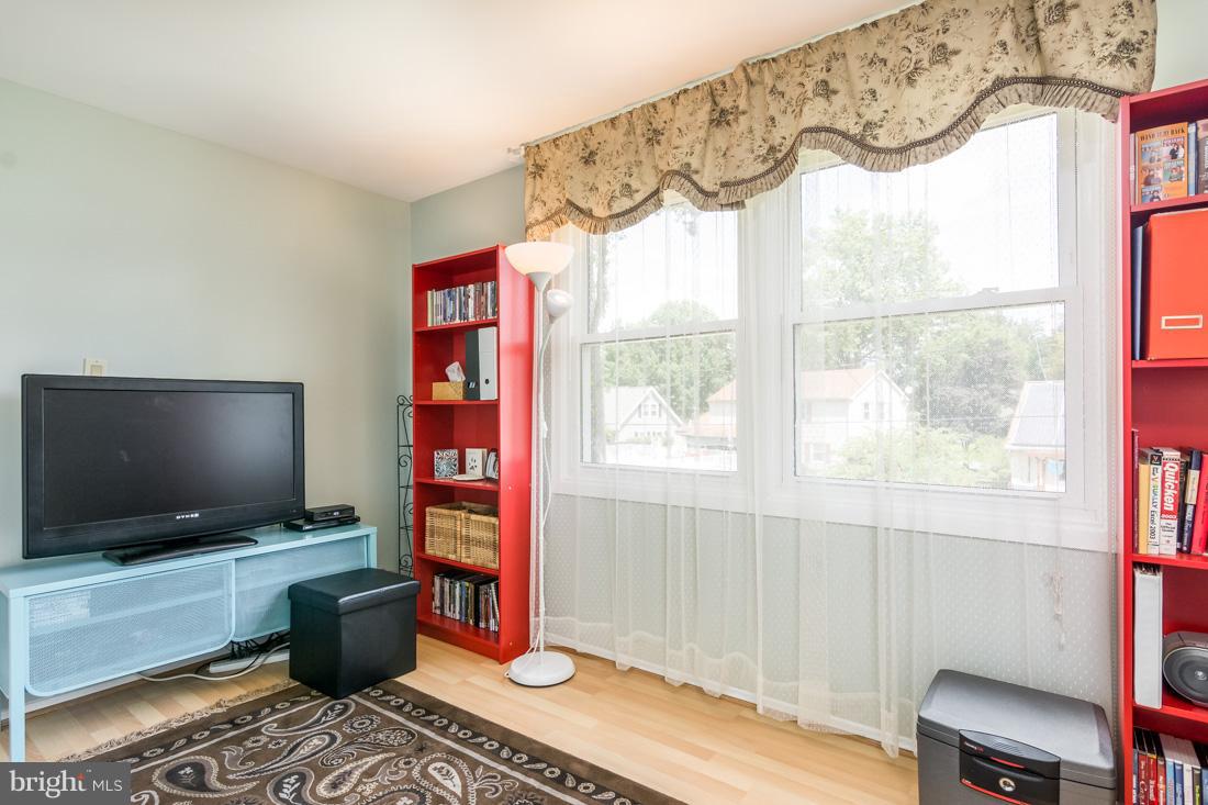 SOMERSET AT BELAIR - Residential