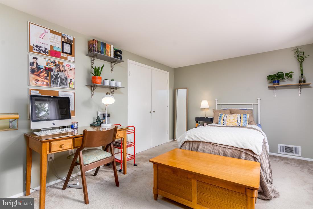 SOMERSET AT BELAIR - Residential