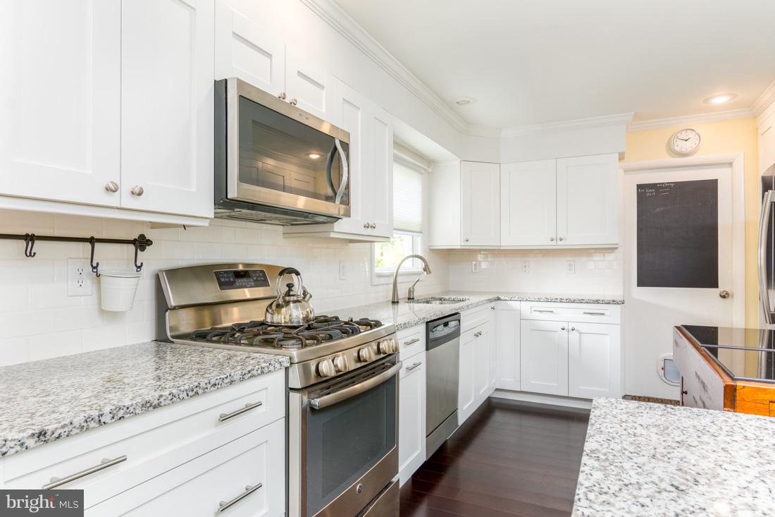 SOMERSET AT BELAIR - Residential