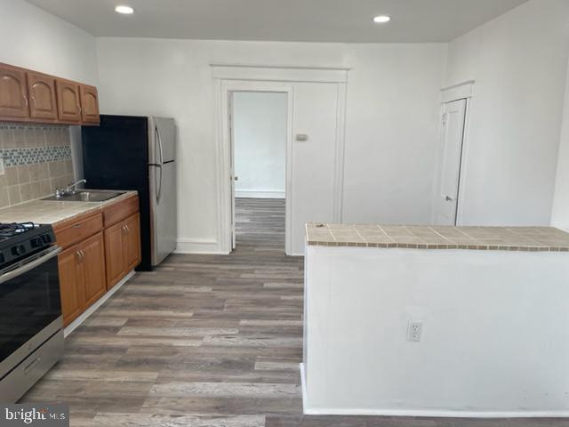 FRANKFORD - Residential Lease