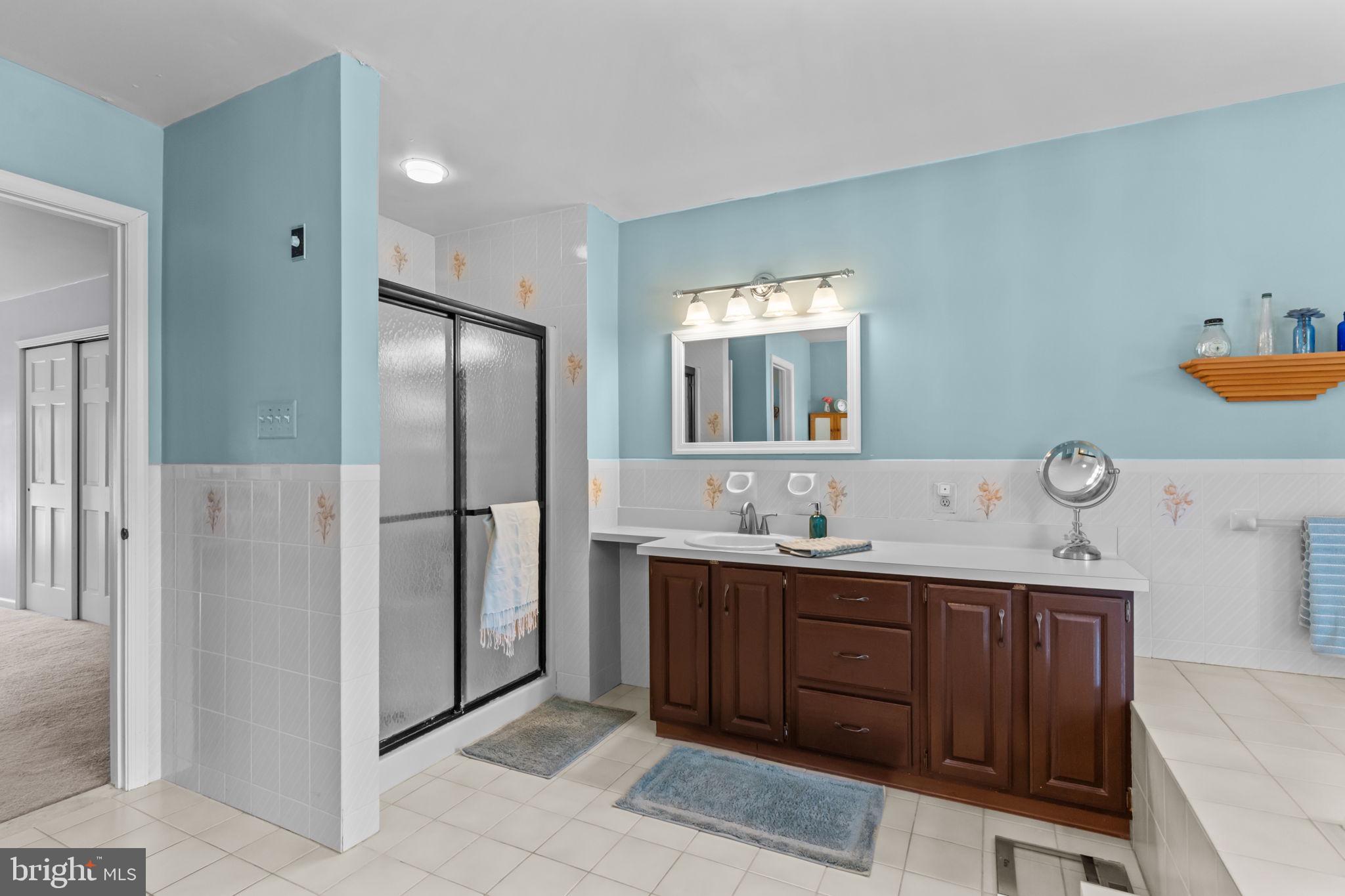 DEVONSHIRE - Residential Lease