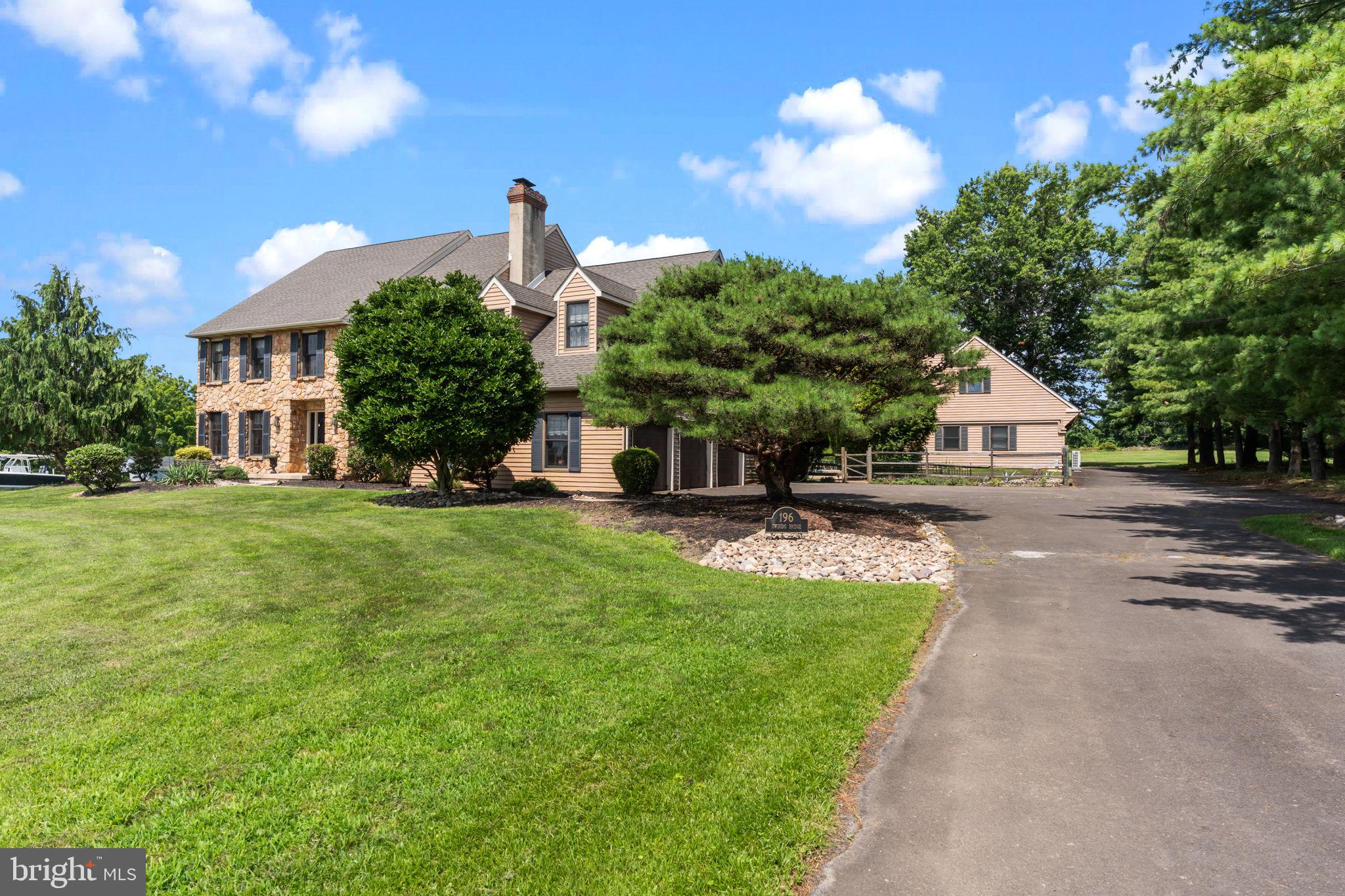 DEVONSHIRE - Residential Lease