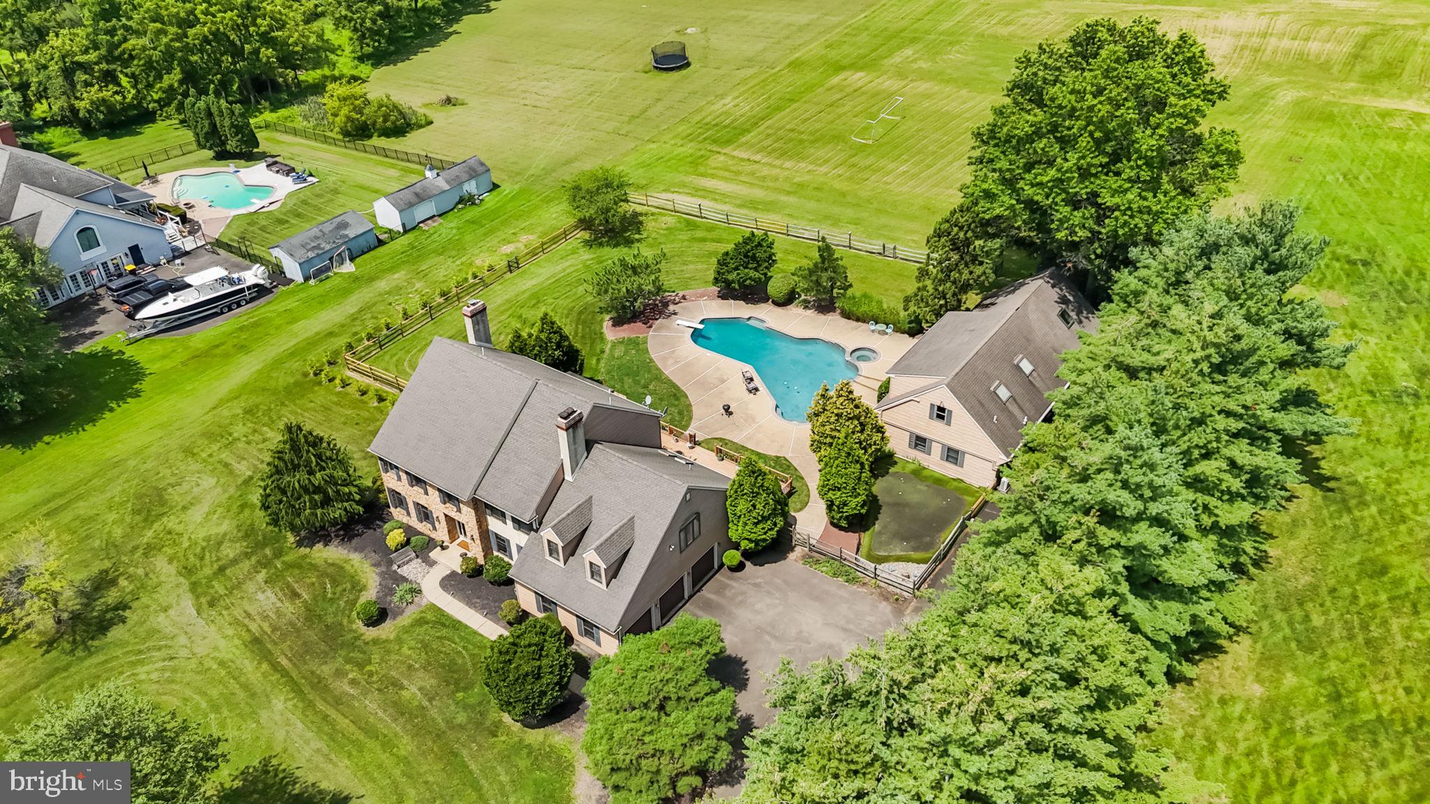 DEVONSHIRE - Residential Lease