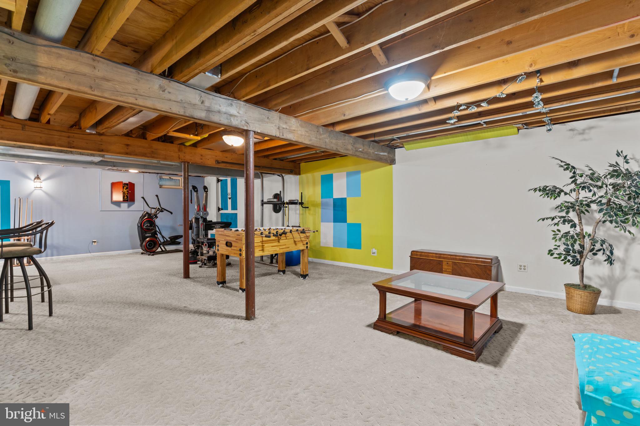 DEVONSHIRE - Residential Lease