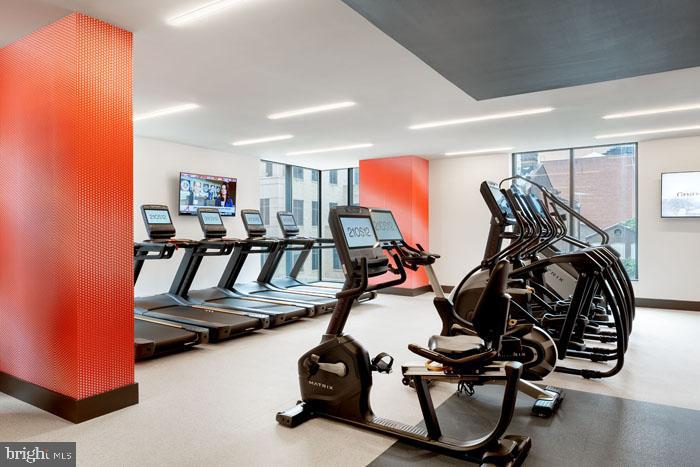 WASHINGTON SQ - Residential Lease