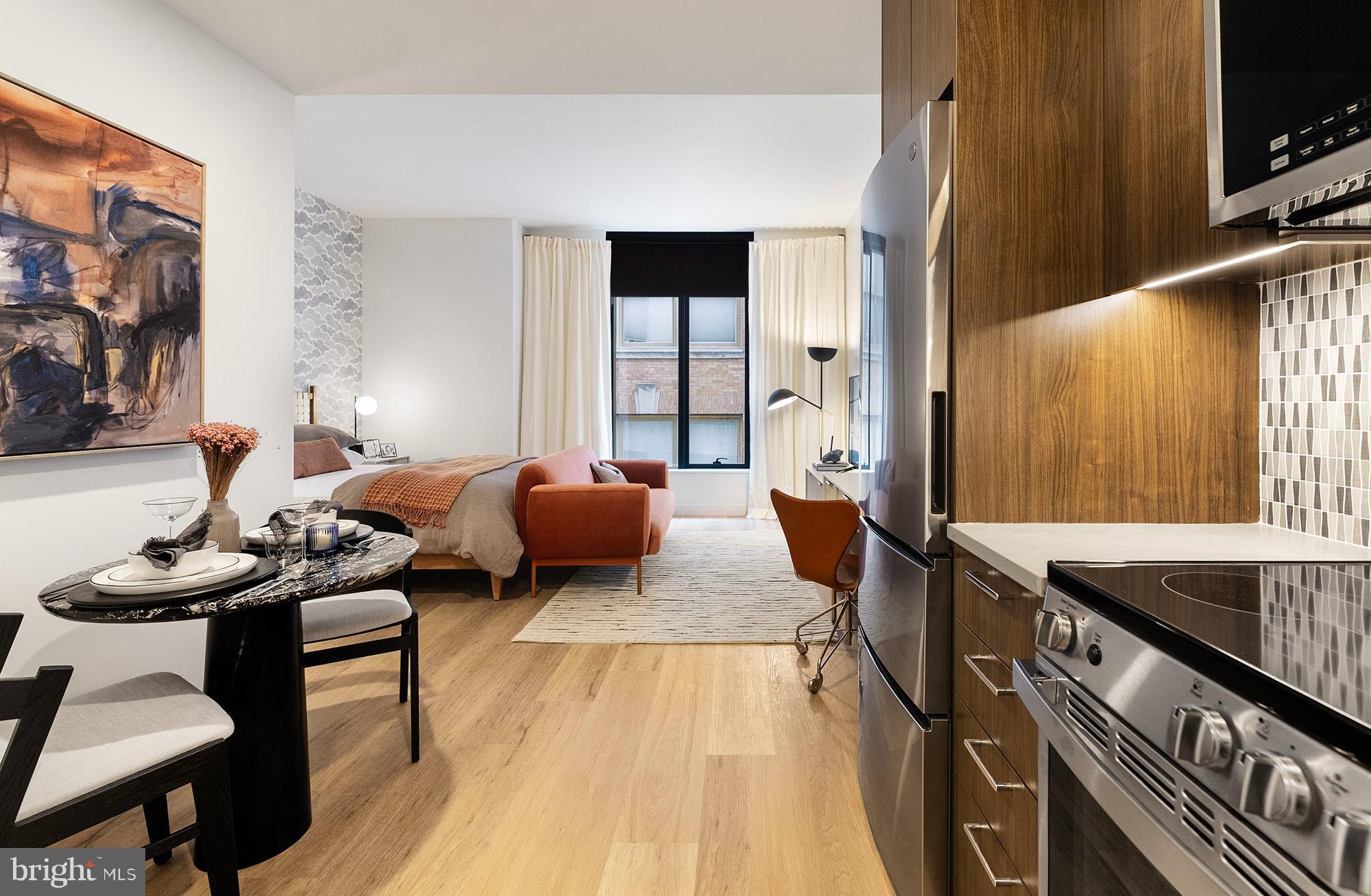 WASHINGTON SQ - Residential Lease