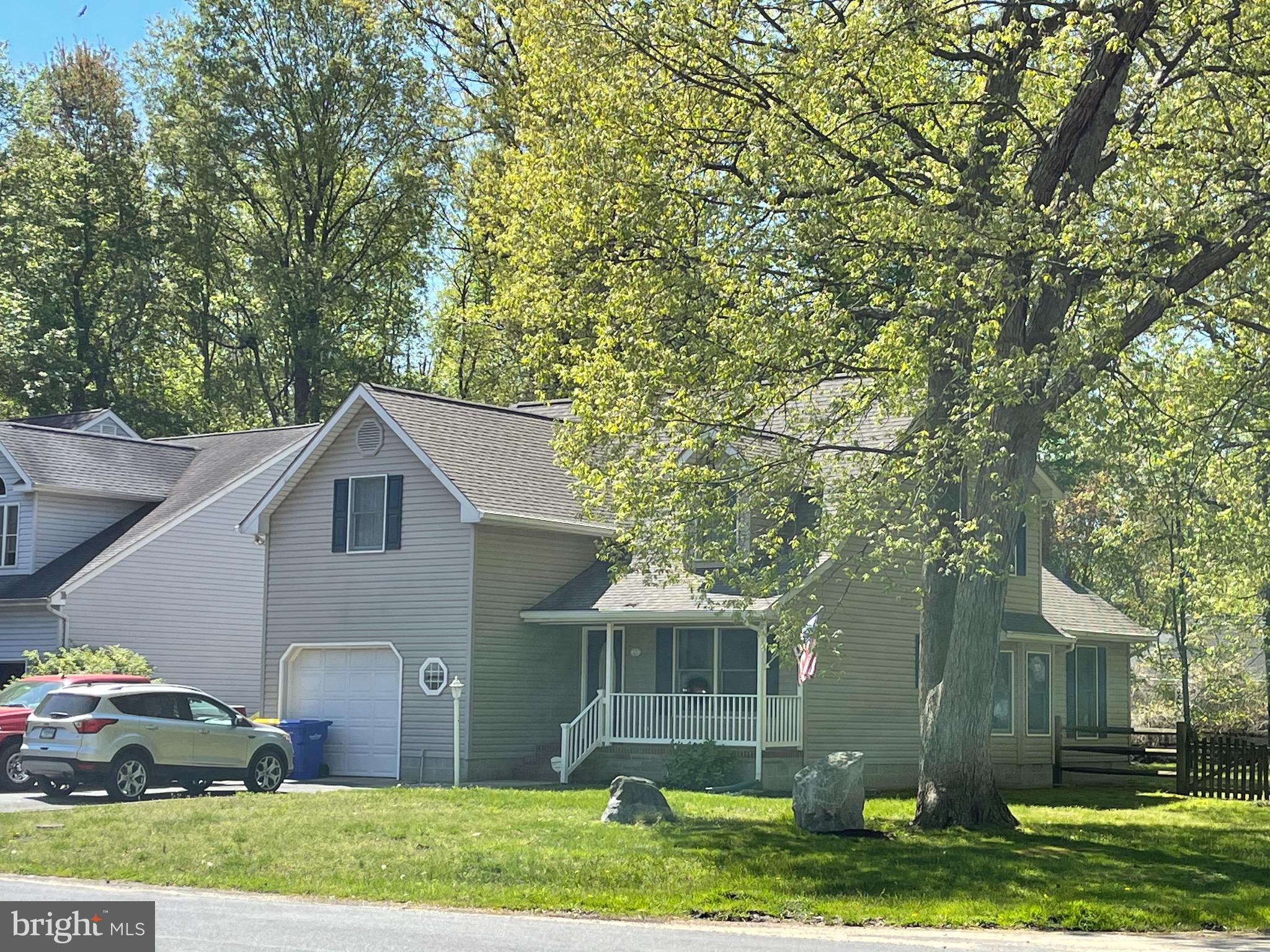 CLOVERFIELDS - Residential