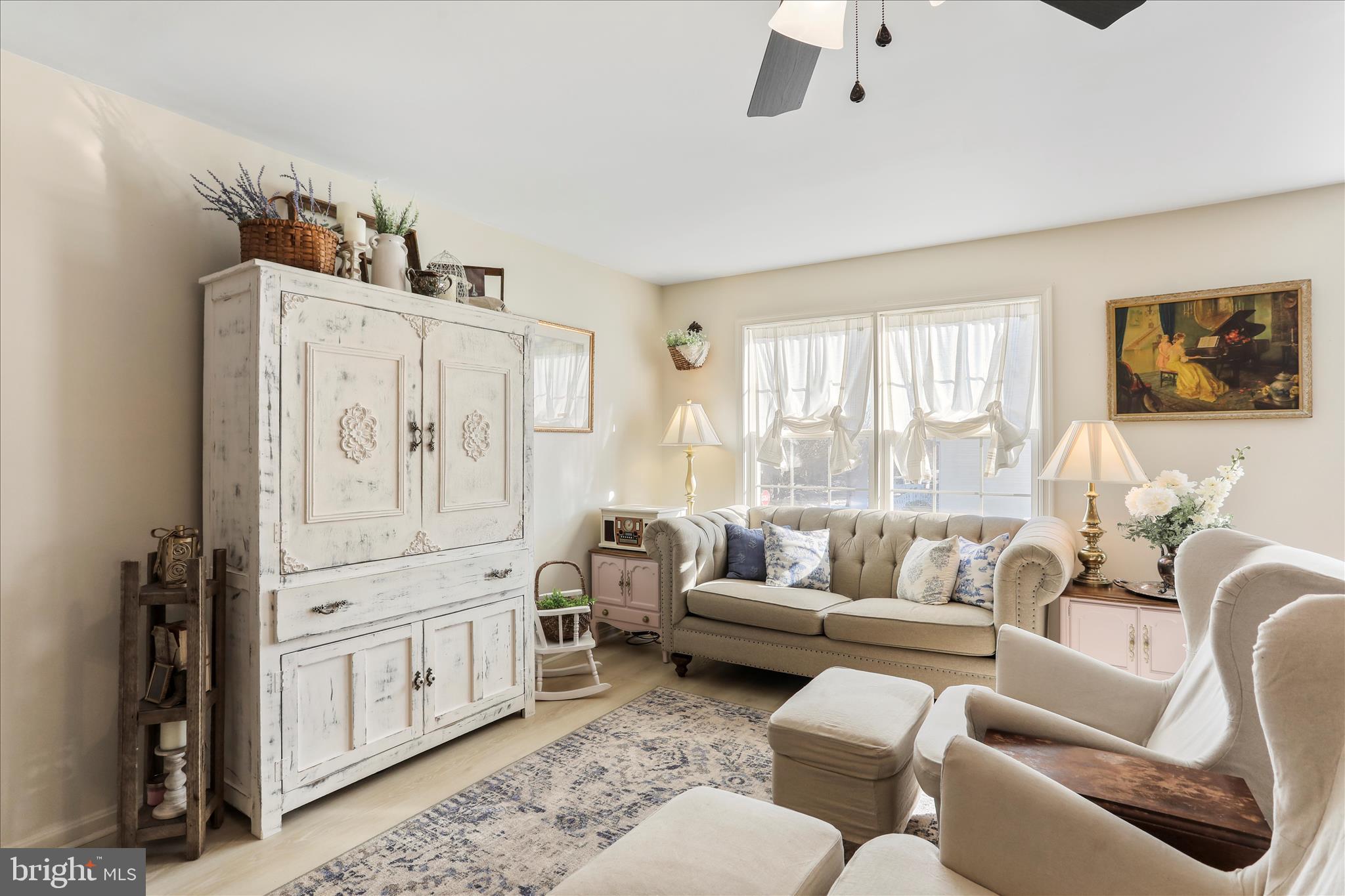 MILLS FARM - Residential