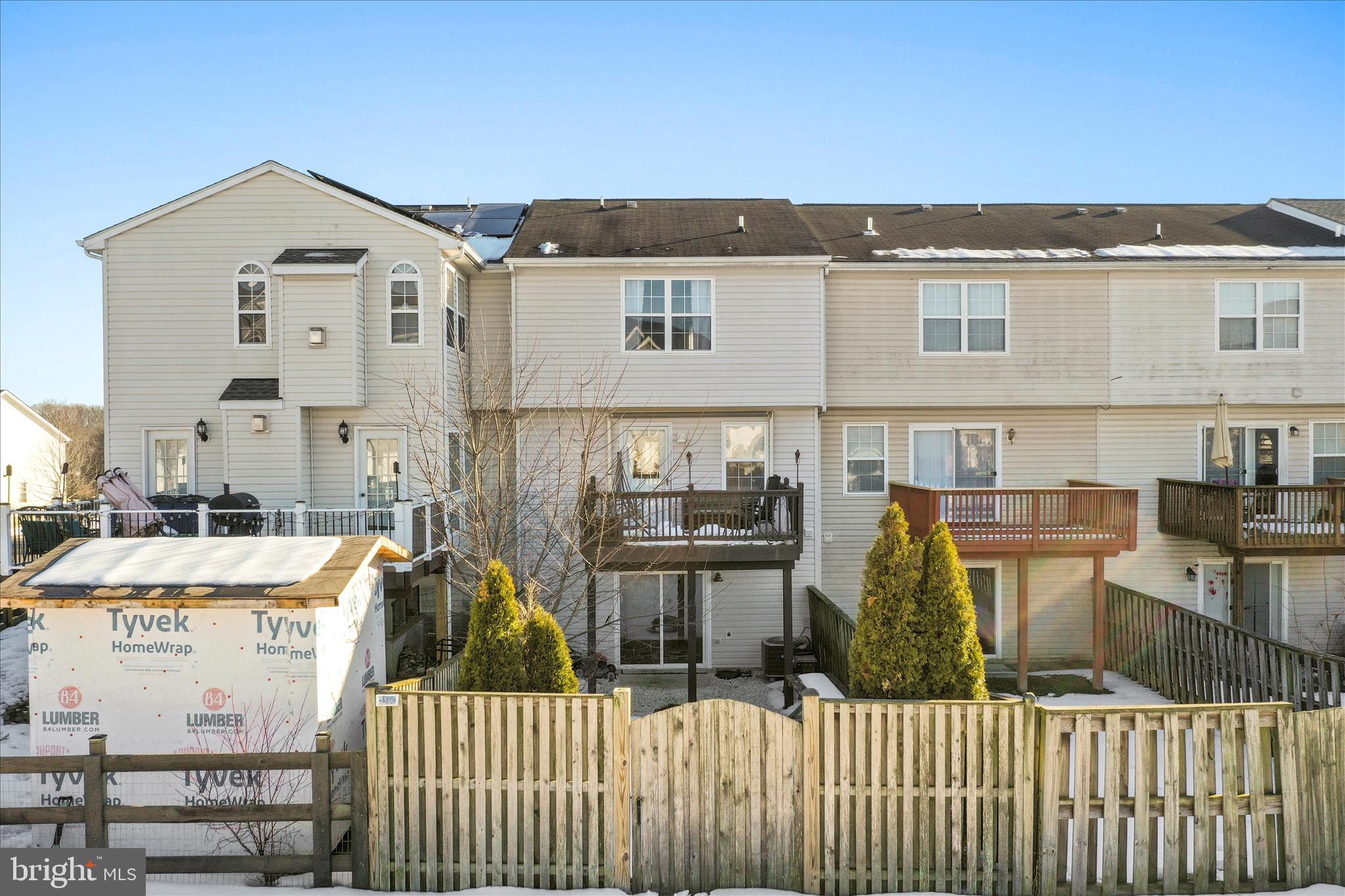 MILLS FARM - Residential