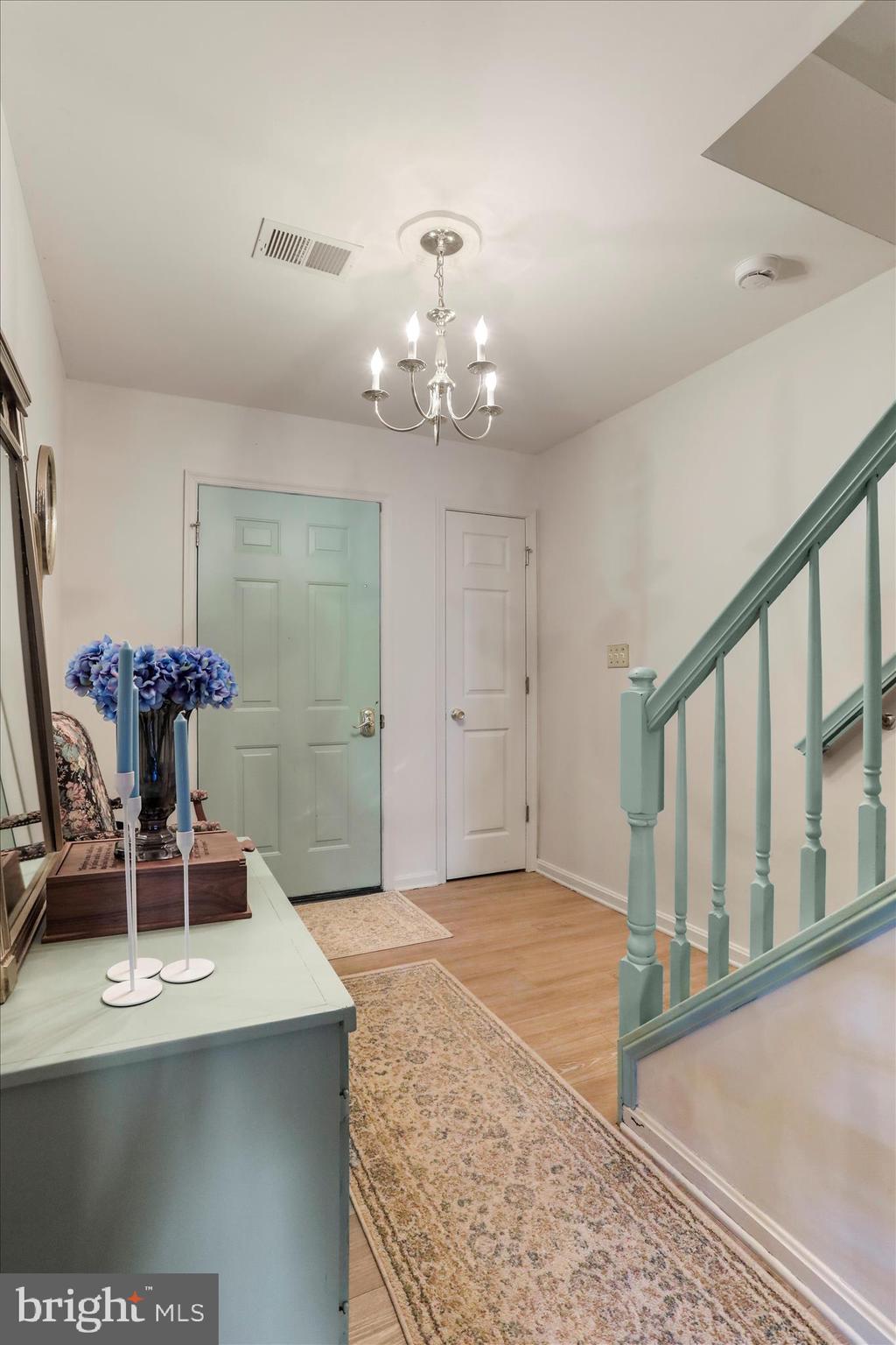 MILLS FARM - Residential