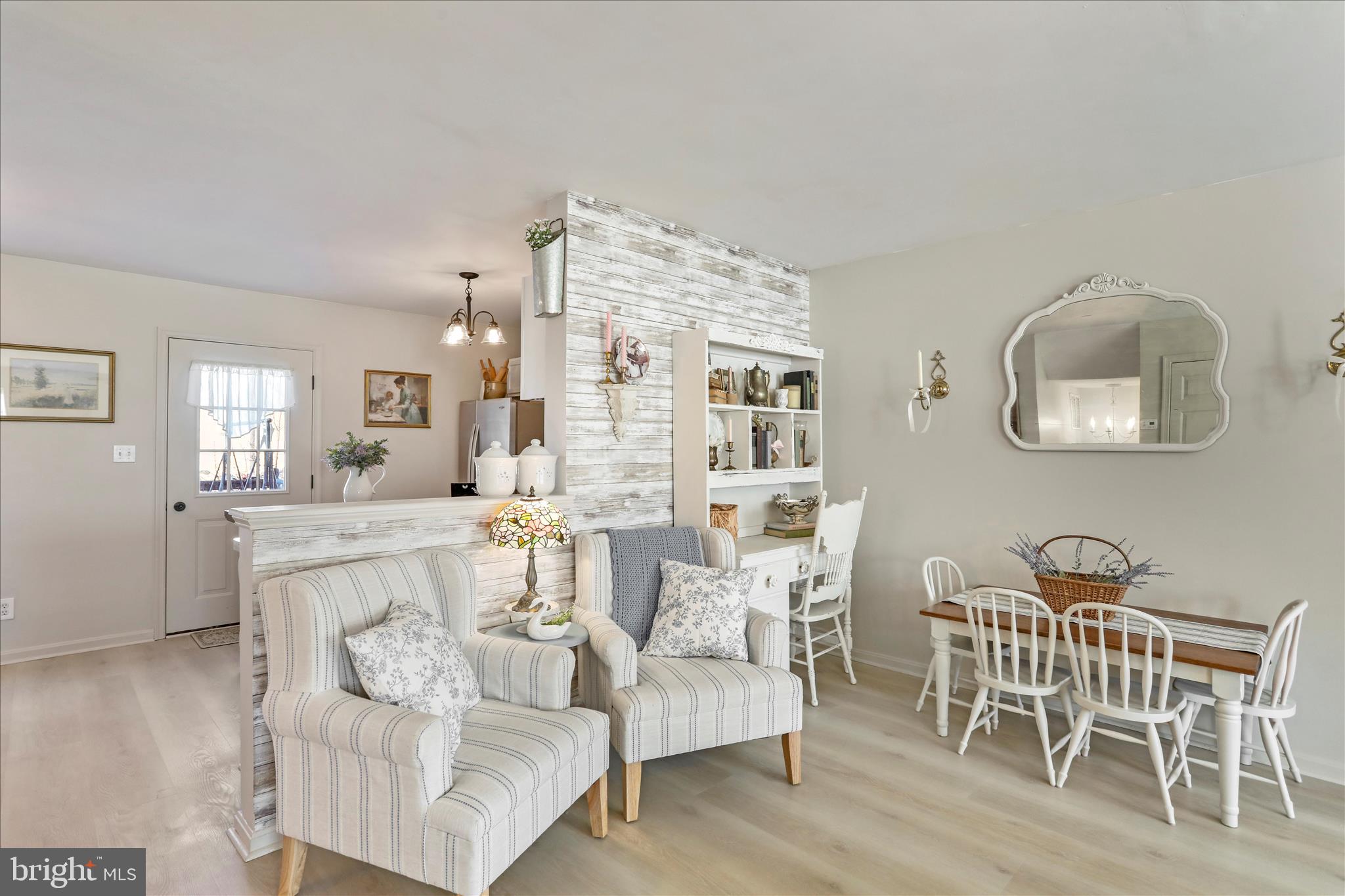 MILLS FARM - Residential