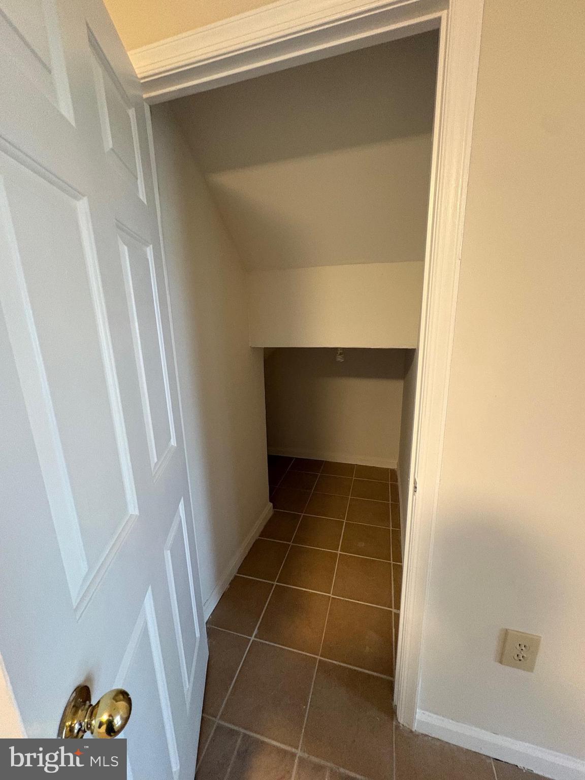 MONTCLAIR - Residential