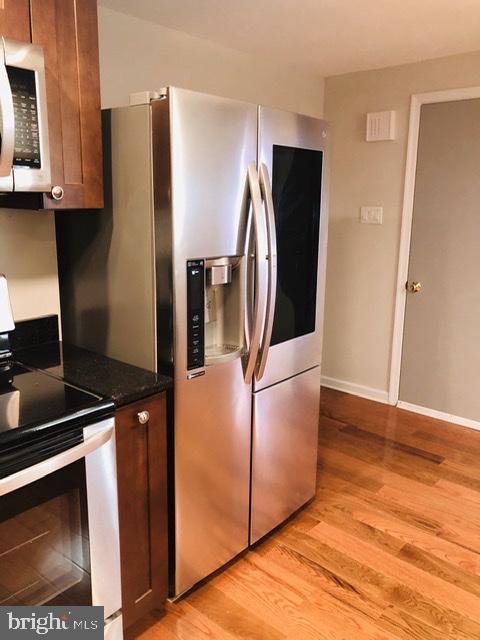 HAWTHORNE - Residential Lease