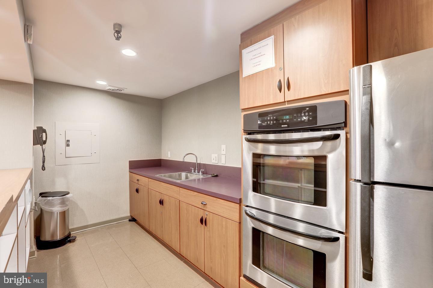 CHELSEA TOWERS - Residential